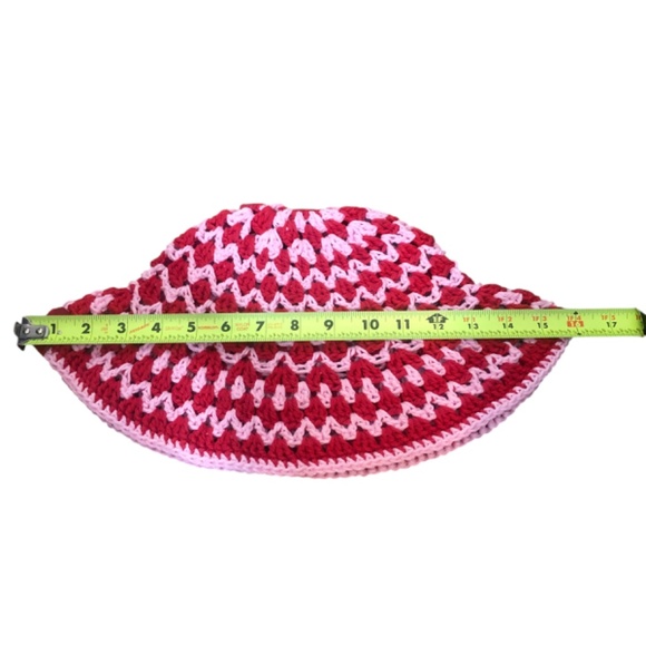 Crochet Bucket Hat | Red & Pink main image 7